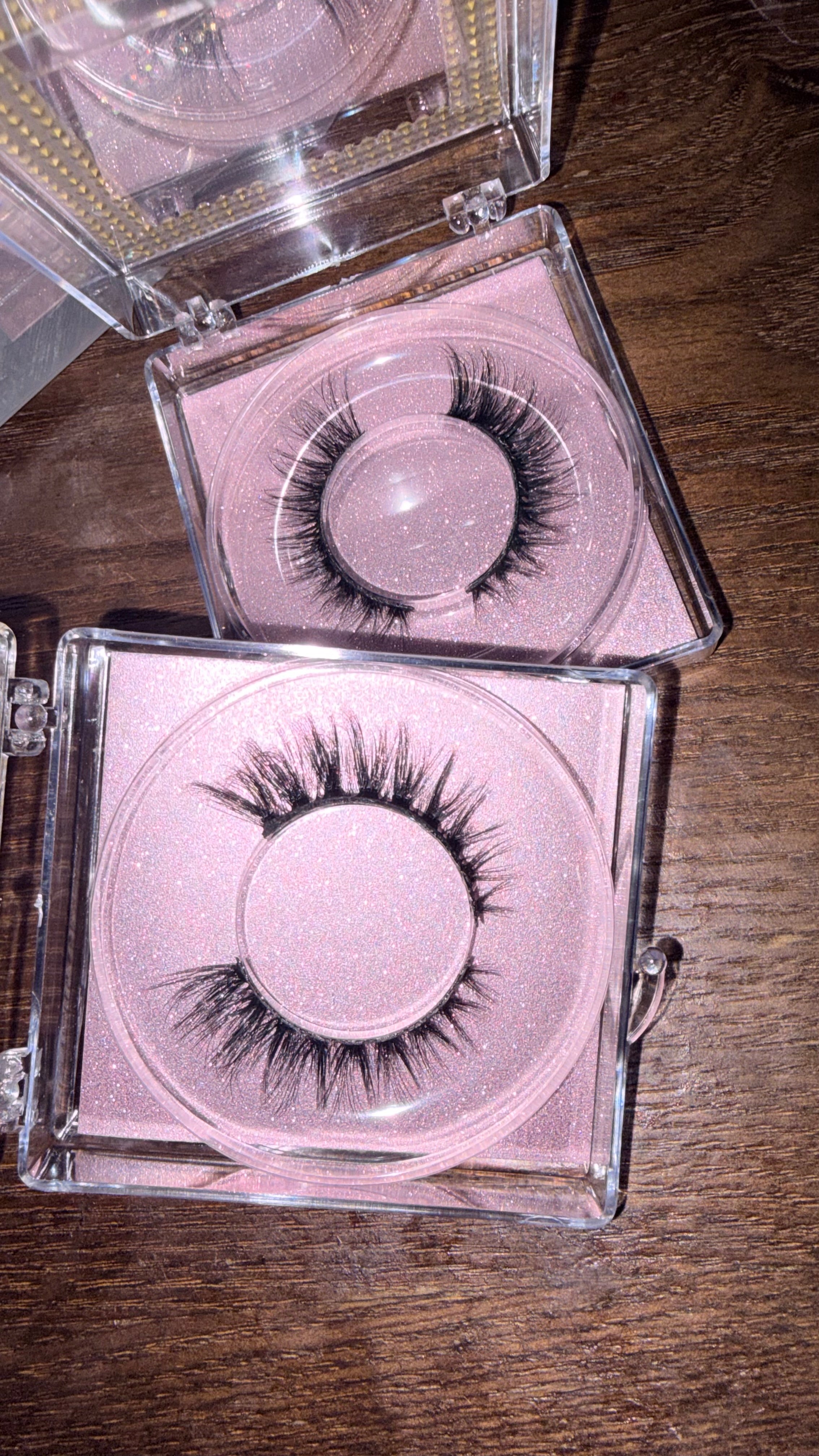 Jey’s Strip Lashes